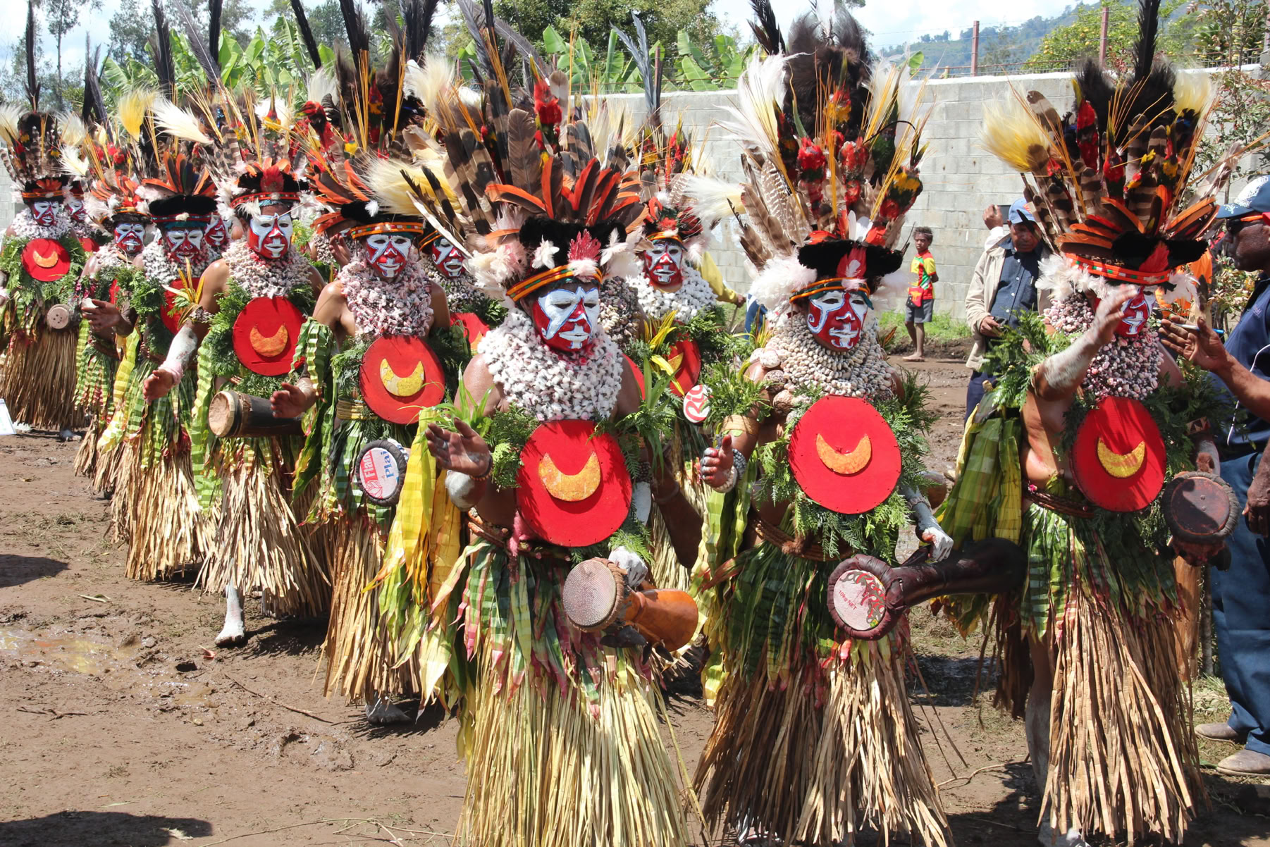 Enga Cultural Festival sing-sing in Wabag, Papua New Guinea.  Photo by Stephen Codrington